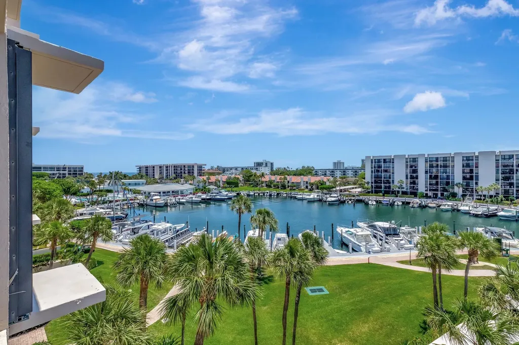 2707 N Ocean Boulevard Boca Raton FL 33431