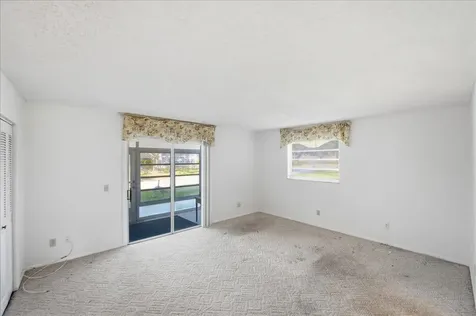 28 Lake Vista Trail Port Saint Lucie FL 34952