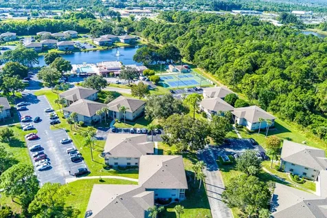 28 Lake Vista Trail Port Saint Lucie FL 34952