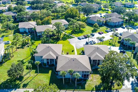 28 Lake Vista Trail Port Saint Lucie FL 34952