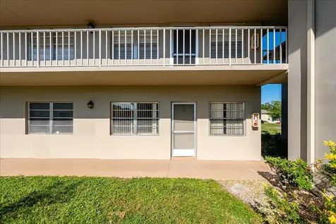 28 Lake Vista Trail Port Saint Lucie FL 34952