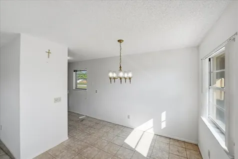 28 Lake Vista Trail Port Saint Lucie FL 34952