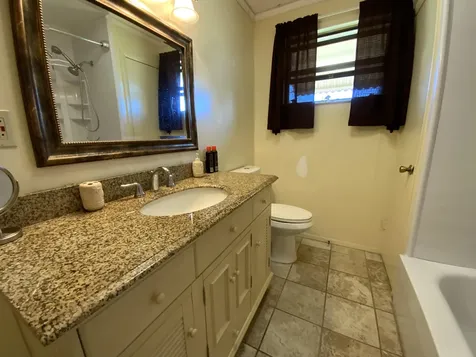 1095 Chobee Loop Okeechobee FL 34974