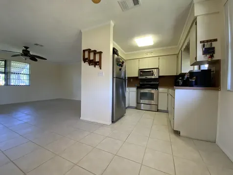 1095 Chobee Loop Okeechobee FL 34974