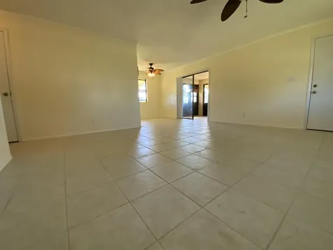 1095 Chobee Loop Okeechobee FL 34974