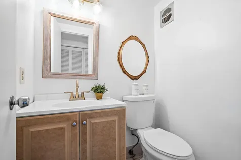 320 Horizons Boynton Beach FL 33435