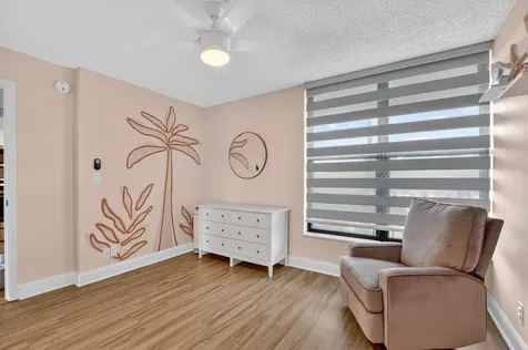 4 Royal Palm Way Boca Raton FL 33432