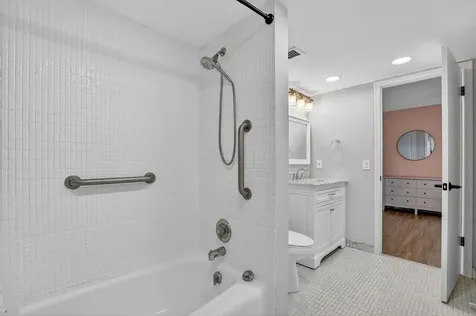 4 Royal Palm Way Boca Raton FL 33432