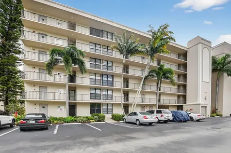 4 Royal Palm Way Boca Raton FL 33432