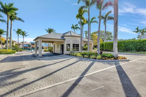 4 Royal Palm Way Boca Raton FL 33432