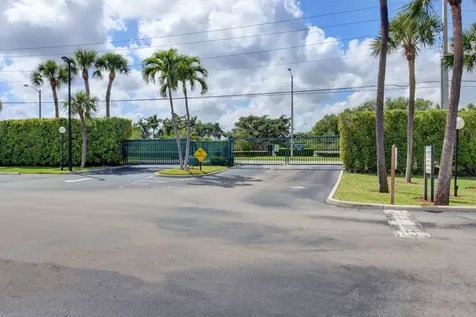 4 Royal Palm Way Boca Raton FL 33432