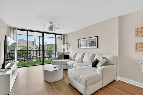 4 Royal Palm Way Boca Raton FL 33432