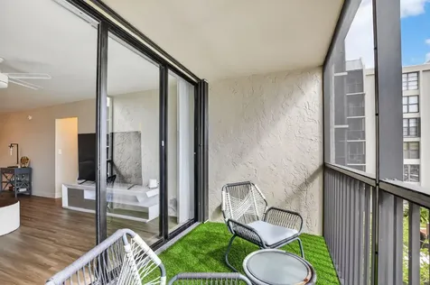 4 Royal Palm Way Boca Raton FL 33432