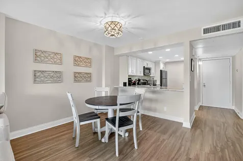 4 Royal Palm Way Boca Raton FL 33432