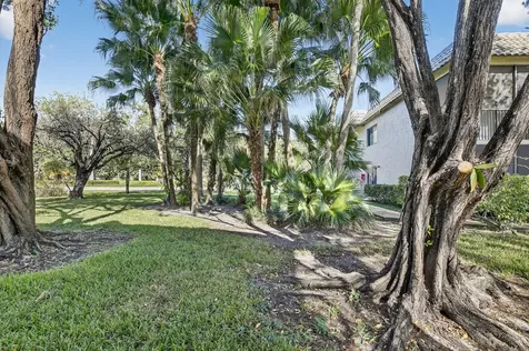 380 Racquet Club Road Weston FL 33326