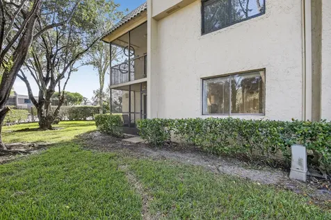 380 Racquet Club Road Weston FL 33326