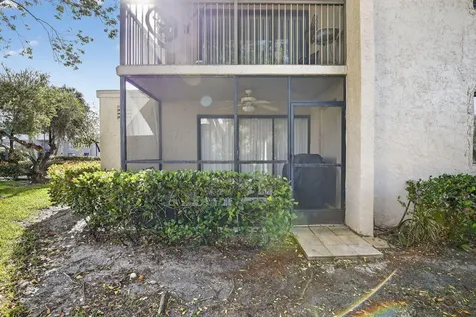 380 Racquet Club Road Weston FL 33326