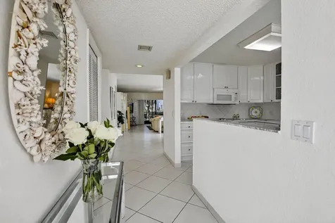 380 Racquet Club Road Weston FL 33326