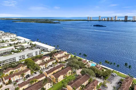 1020 Lake Shore Drive Lake Park FL 33403