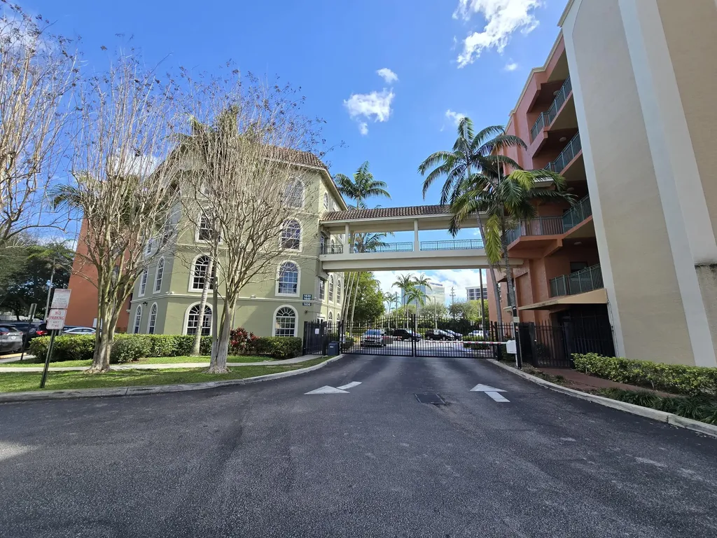 1640 Presidential Way West Palm Beach FL 33401