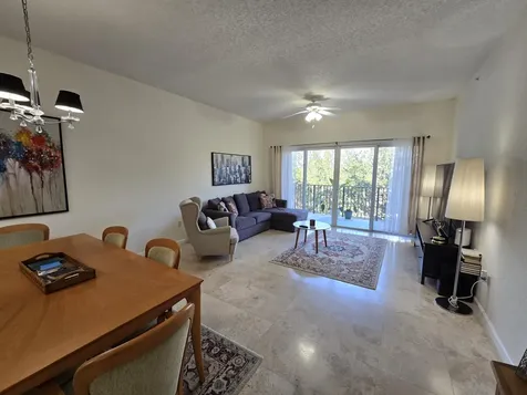1640 Presidential Way West Palm Beach FL 33401