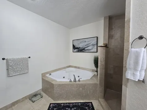 1640 Presidential Way West Palm Beach FL 33401