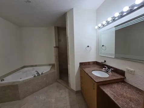 1640 Presidential Way West Palm Beach FL 33401