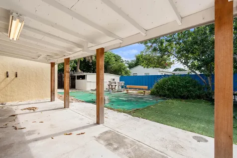 200 Plum Tree Drive Lake Worth FL 33462