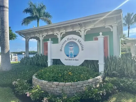 815 South Road Boynton Beach FL 33435
