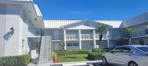 19 Colonial Club Drive Boynton Beach FL 33435