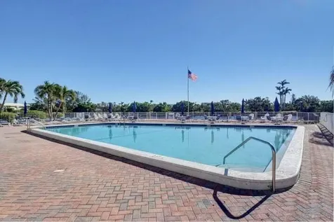 19 Colonial Club Drive Boynton Beach FL 33435