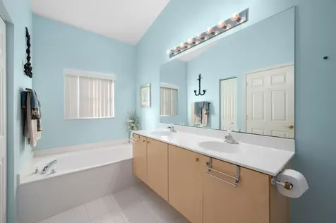 324 Nw Treeline Trace Port Saint Lucie FL 34986