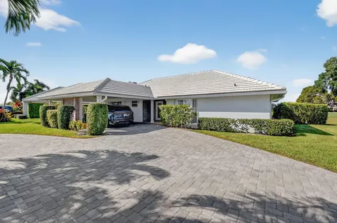 355 Villa Drive Atlantis FL 33462