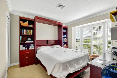 355 Villa Drive Atlantis FL 33462