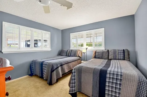 355 Villa Drive Atlantis FL 33462