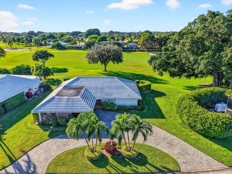 355 Villa Drive Atlantis FL 33462