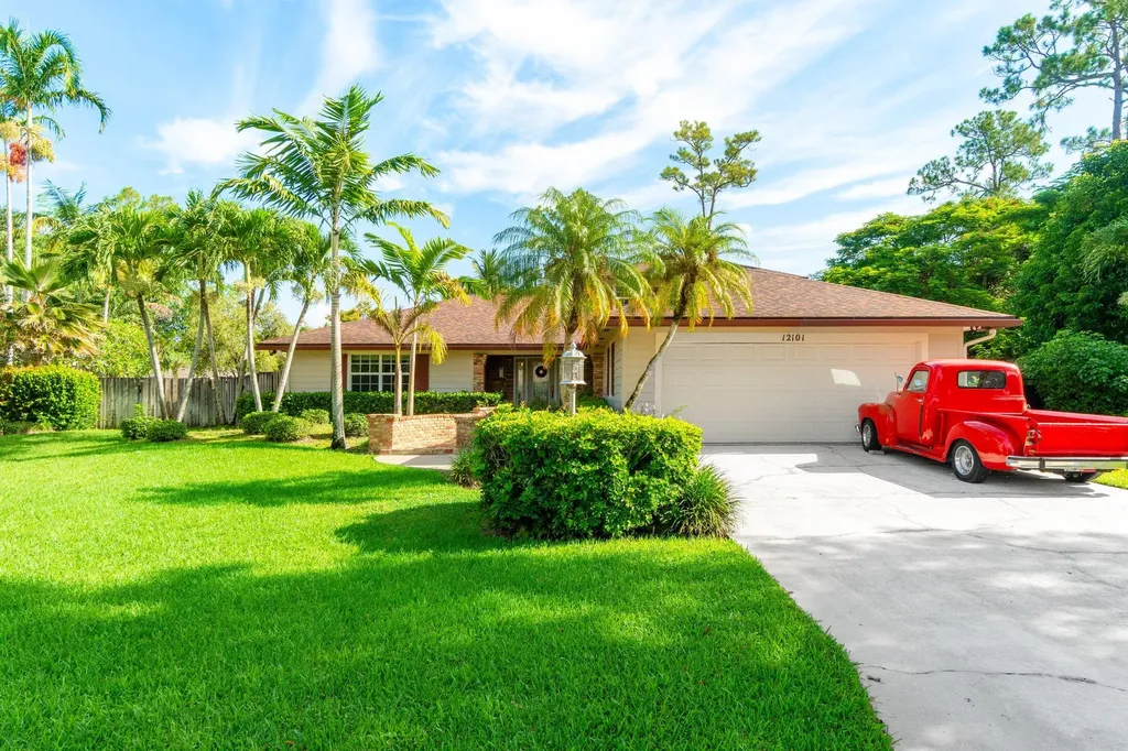 12101 Tumbleweed Court Wellington FL 33414