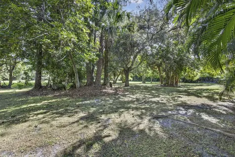 8855 N Bates Road Palm Beach Gardens FL 33418