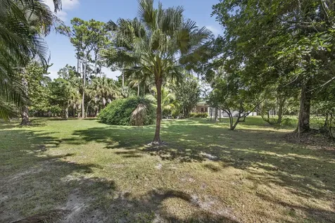 8855 N Bates Road Palm Beach Gardens FL 33418