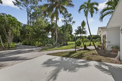 8855 N Bates Road Palm Beach Gardens FL 33418
