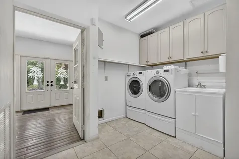 8855 N Bates Road Palm Beach Gardens FL 33418