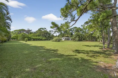 8855 N Bates Road Palm Beach Gardens FL 33418
