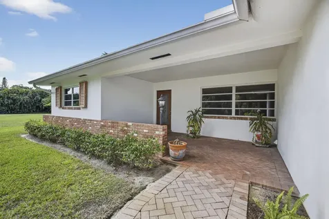 8855 N Bates Road Palm Beach Gardens FL 33418