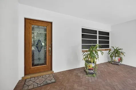 8855 N Bates Road Palm Beach Gardens FL 33418