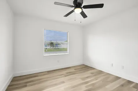 313 Nw Dorchester Street Port Saint Lucie FL 34983
