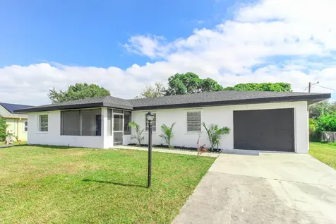 313 Nw Dorchester Street Port Saint Lucie FL 34983