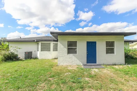 313 Nw Dorchester Street Port Saint Lucie FL 34983