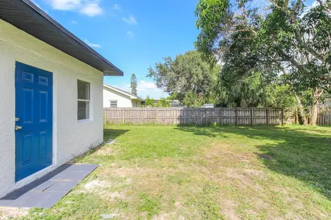 313 Nw Dorchester Street Port Saint Lucie FL 34983