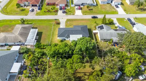 313 Nw Dorchester Street Port Saint Lucie FL 34983