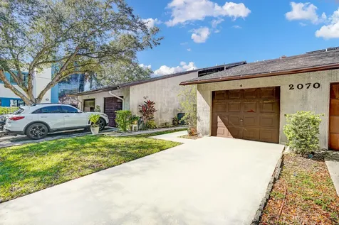 2070 Colonial Road Fort Pierce FL 34950